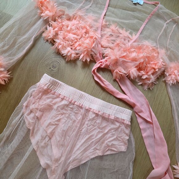 Hot & Delicious Pink Top & Bottoms Set - Picture 2 of 7